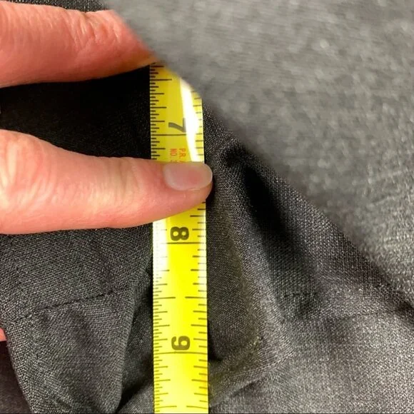 Aritzia Talula Black Skort size 4 - Picture 8 of 10